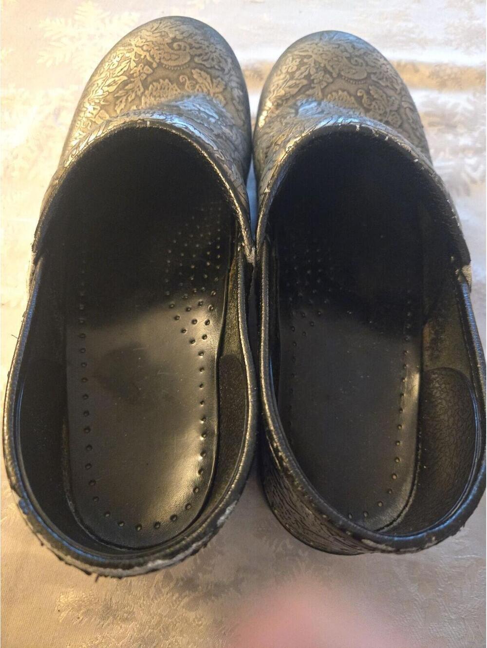 Dansko Professional Clogs Silver Metallic Floral Embossed EU 40 - Picture 2 of 6